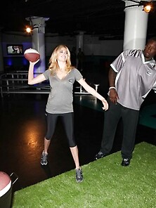 Kate Upton Blonde Babe At The Axe Sports Blast Event
