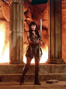 Lucy Lawless - Xena