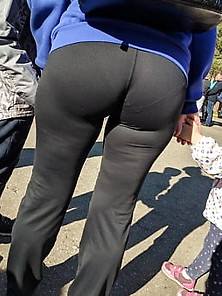 Preview Juicy Ass Milfs In Tight Sport Pants