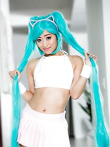 Asian Vocaloid Ayumu Kase Erotically Pulls Down Her Skirt Reveal