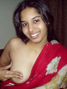 Sexy Indian Girls Posing