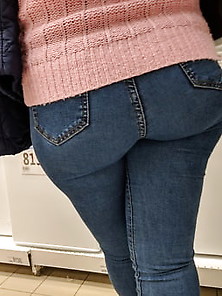 Juicy Big Ass Sexy Milfs In Tight Jeans