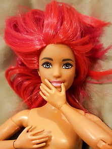 Curvy Barbie Strip Tease