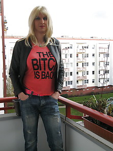 Sandralein33 Blonde In Fuckjeans And Hot Shirt