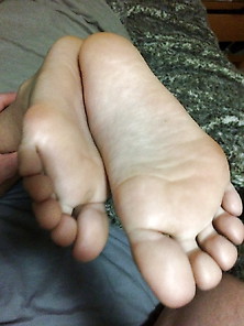 My Girlfriend Feet