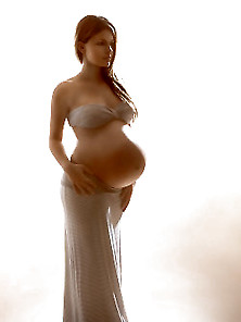 Beautiful Pregnant !