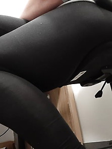 Big Butt In Leggings