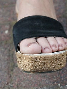 Feet My Wife 11 (Shoe)