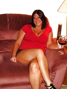 Busty Mature Wife Sue