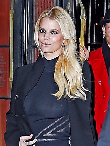 Jessica Simpson Braless See Through To Nipples.