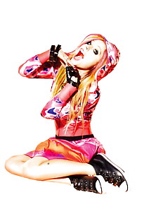Avril Lavigne The Sweetie Pie 2