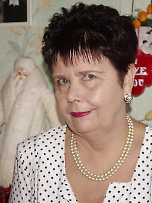 Zoya Safonova (71) Years