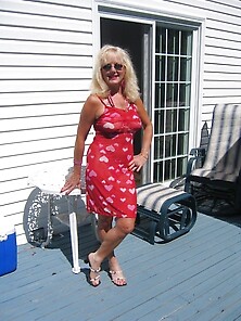 Cougar Ruth From United States Patio Strip