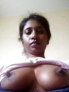 Sri Lanka Aunty Dammika