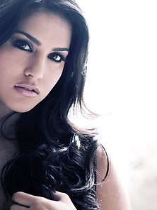 Sunny Leone Porn Star