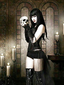 Gothic Girls With Skull