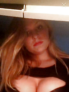Blonde Showing Her Tits On Periscope