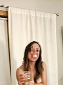 Hairy Fit Wife Stolen Nude Pics