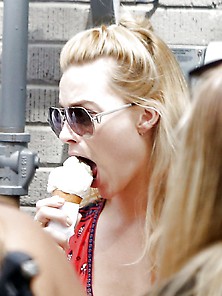 Margot Robbie Licking