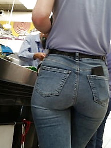 Perfect Ass In Tight Jeans
