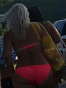 Thick Asses Is In Swim Suits