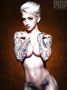 Mujer Tatuada Perfecta