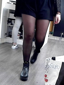 Beauty Legs With Black Pantyhose (Teen) Candid