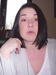 Joanne 44 From Notts Admin Local Council