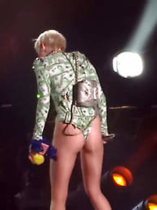 Miley Cyrus Ass Mix Arsch