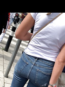 Sexy Jeans Ass