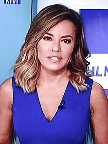 Robin Meade Is So Fucking Gorgeous