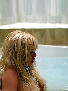 Britney Spears Gets Hot And Sexy In A Bath Tub