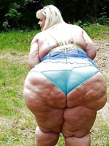 Huge Big Hips And Ass Bbw's!!
