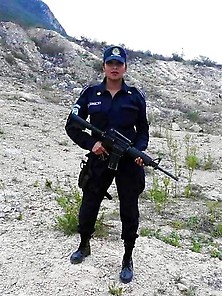 Facebook Nidia Garcia Policia Sexy Foto Topless