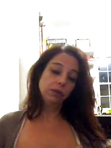 Milf Shows Off On Periscope