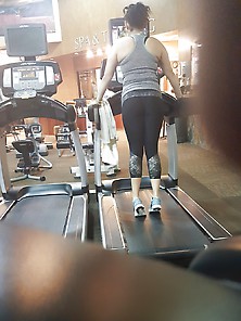 Amateur Teen At The Gym