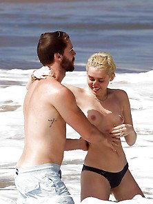 Miley Cyrus In A Bikini In Hawaii