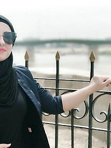 Iraqi Hot Girl Hijab And With Out It