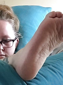 Jennie Sexy Candid Feet July 2019