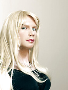 White Transgender Amyshinets Oil