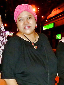 Busty Malaysian Mature Shahnaz Nasruddin.  Love Those Melons