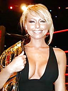 Wrestling Diva Leticia Cline