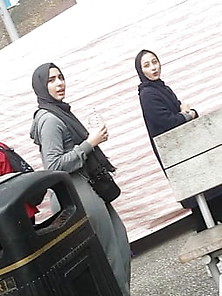Hijabi Public