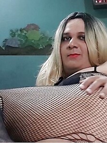Shemale Monica M Cums In Fishnets