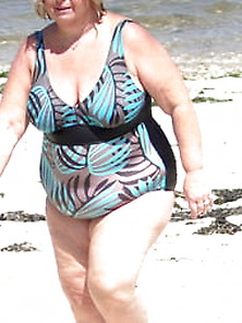 Granny Sexy Fat Ass