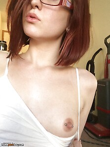 Sexy Selfies From Redhead Girl