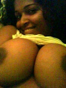 Srilankan Ebony Girl Big Boobs