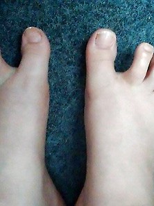 Nanas Feet 2