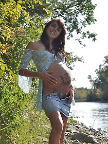 Stunning Pregnant Brunette Loves