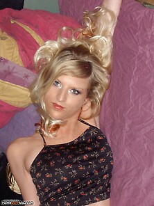 Cute Amateur Blonde Posing At Home 2
